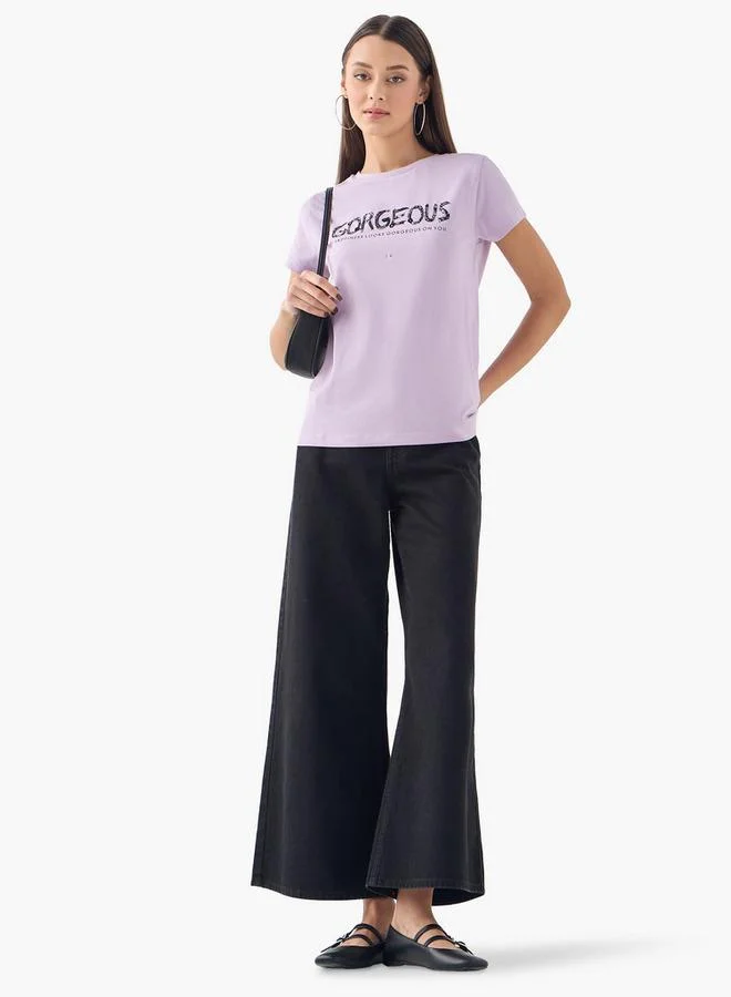 سبلاش فيڤ تيشيرت بياقة مستديرة مطرز بأكمام قصيرة