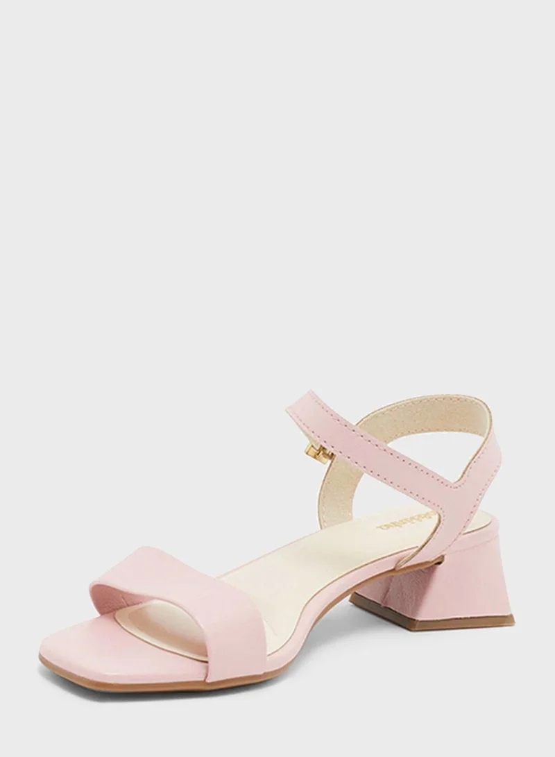 MOLEKINHA Youth Matthew Back Strap Sandals