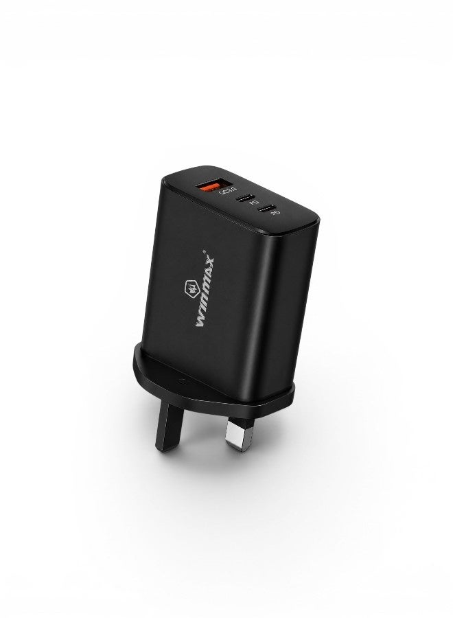 A charger with USB and USB-C ports, compatible with iPhone 17, 16, 15, 14, iPad, and Samsung, with 3 ports, 180W power, fast charging, and multiple protections.
