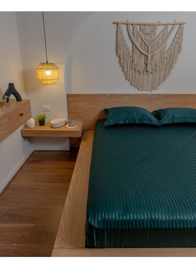 ب كومفورت  طقم ملاية أستك استرايب اخضر زيتي - Image 1