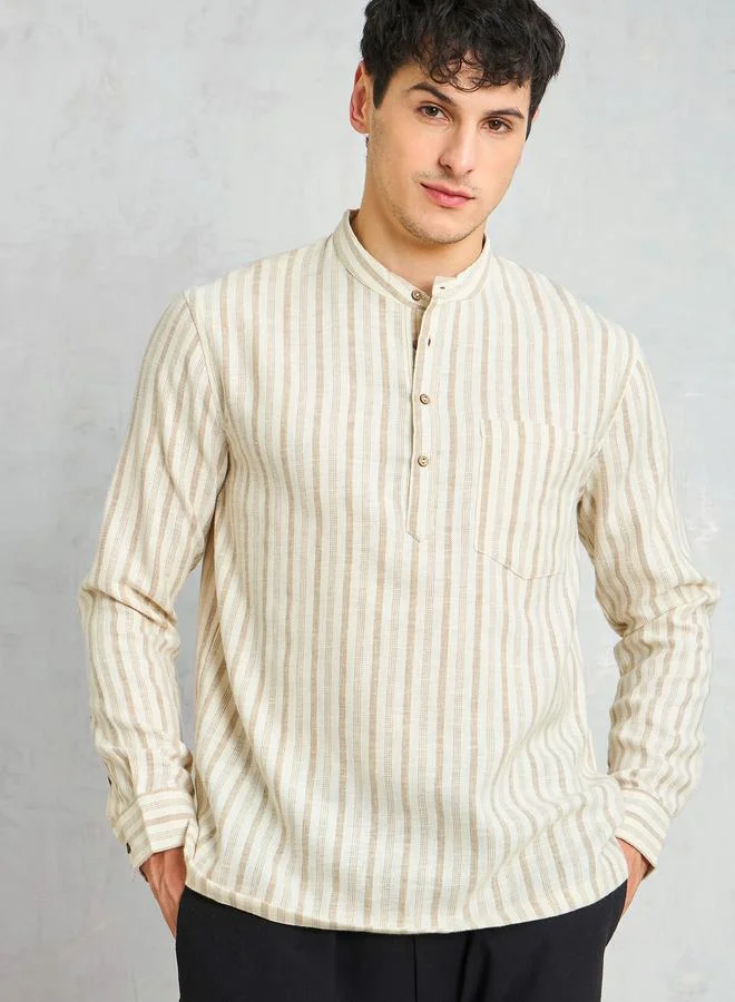 ساسافراس قميص مخطط بقصة مريحة