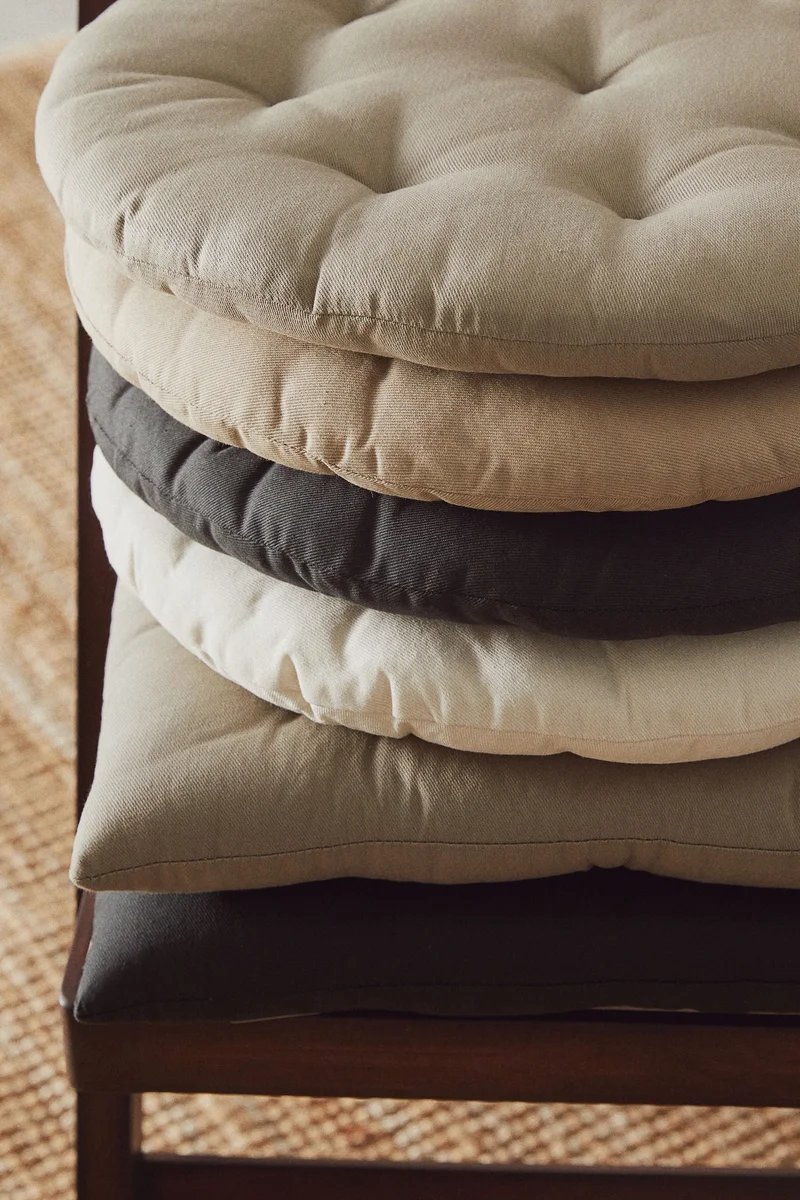 H&M 2-pack round seat cushions