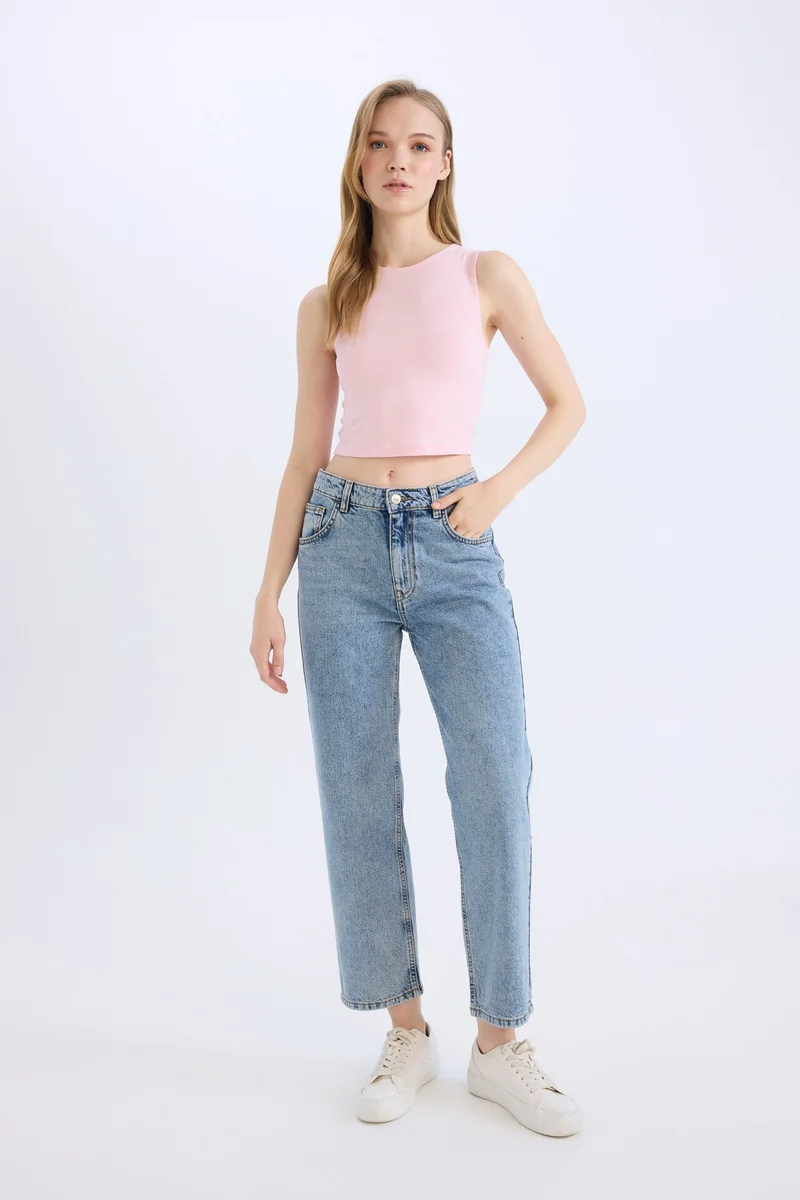 ديفاكتو Slim Fit Halter Collar Tank Top