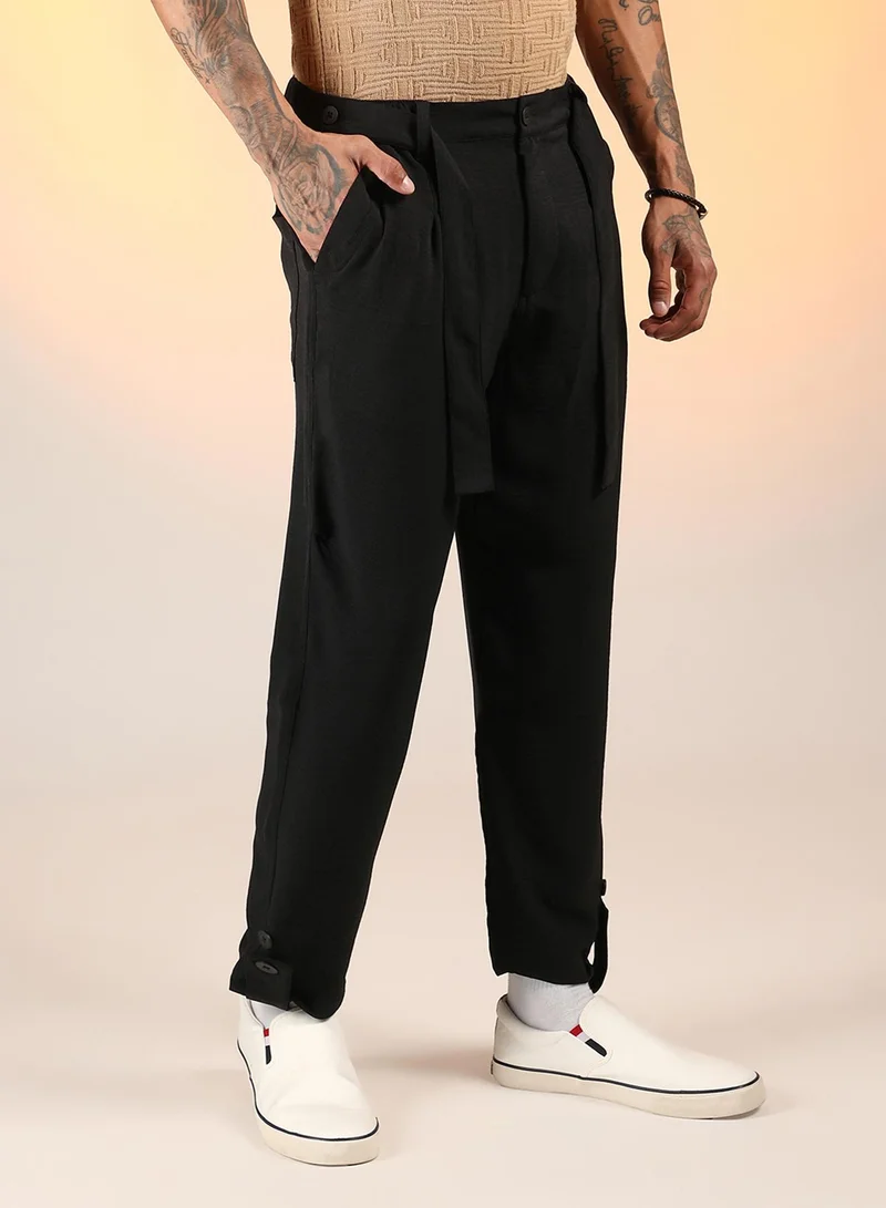 كامبوس سوترا Men's Onyx Black Tapered Pleated Trousers