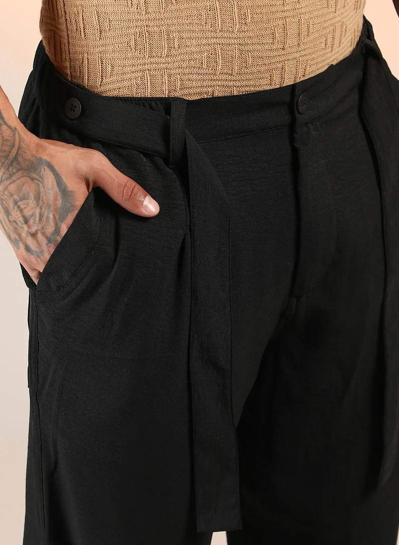 كامبوس سوترا Men's Onyx Black Tapered Pleated Trousers