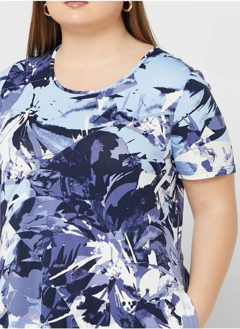 Avenue Printed Knitted Dress  - Image 3