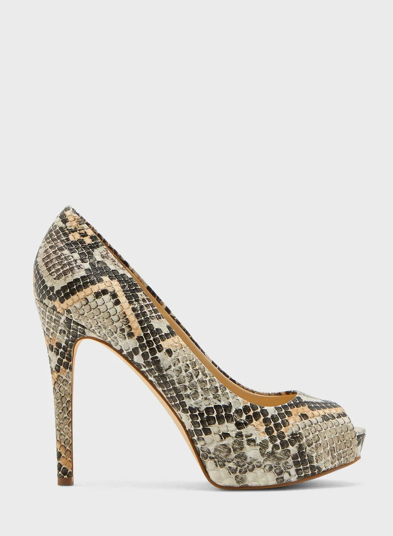 GUESS Honorey Peep Toe Pump