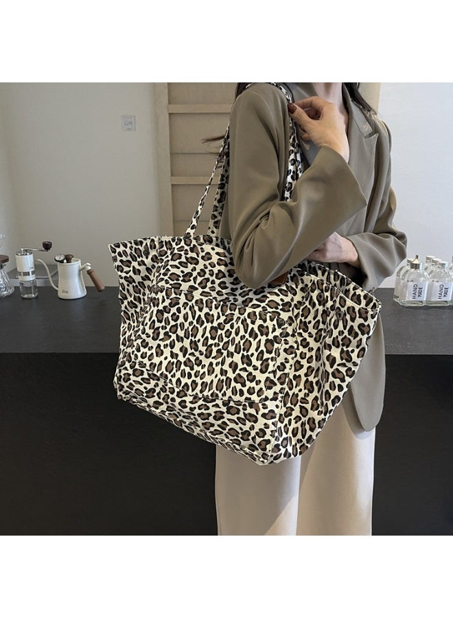 كيفية حقيبة توت نسائية جديدة، على الطراز الكوري، حقيبة يد كبيرة السعة بطبعة جلد النمر، حقيبة كتف عصرية أنيقة للتنقل تحت الإبط - Image 2