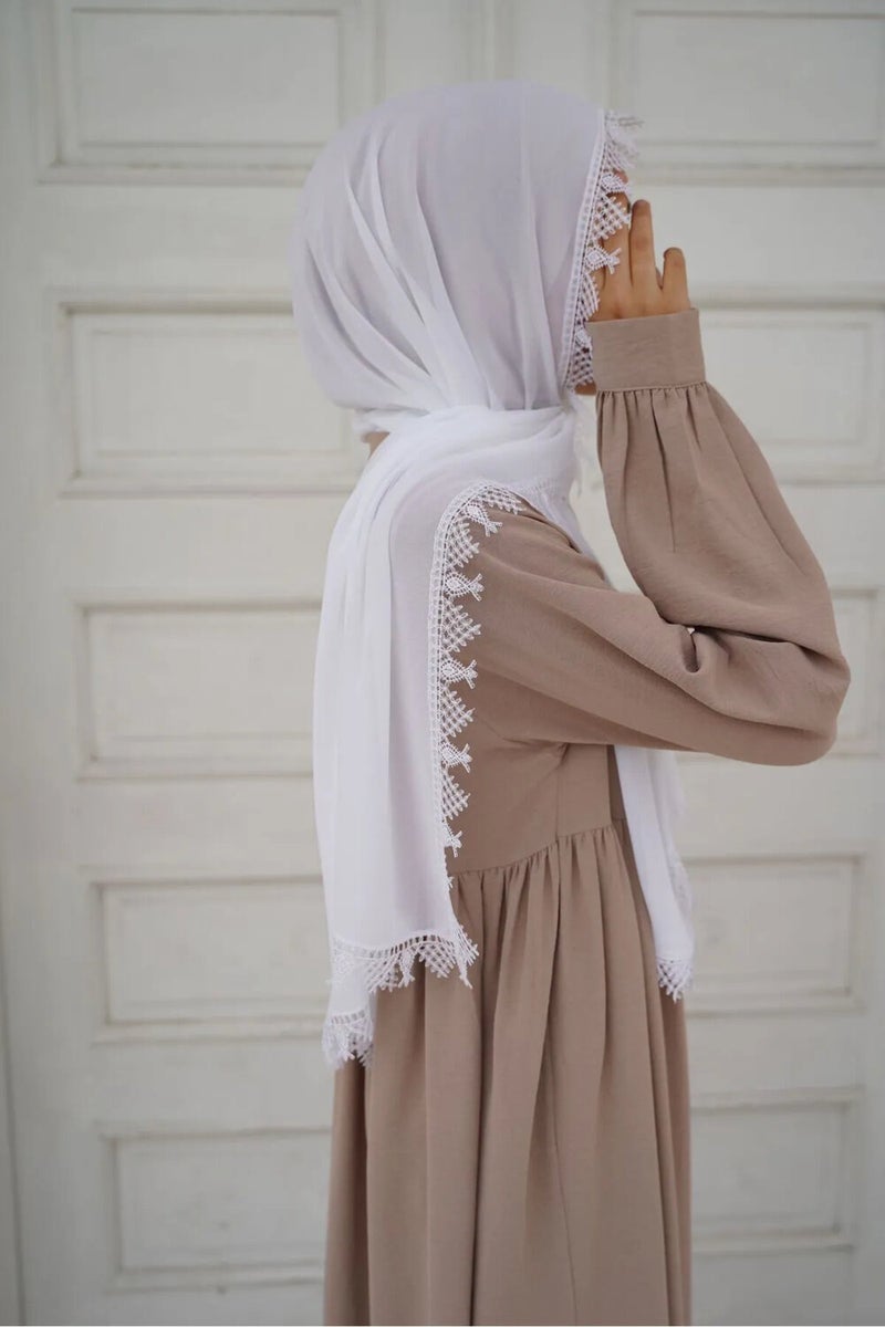 Shawl Secret Headscarf | Needle Lace | Prayer Scarf | Mawlid Scarf | Marriage Scarf | Islamic Scarf  - Image 3