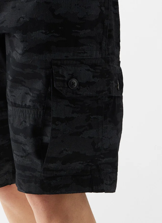 The Souled Store  The Souled Store Men Regular Fit Printed Black Cargo Shorts  | Best Price UAE