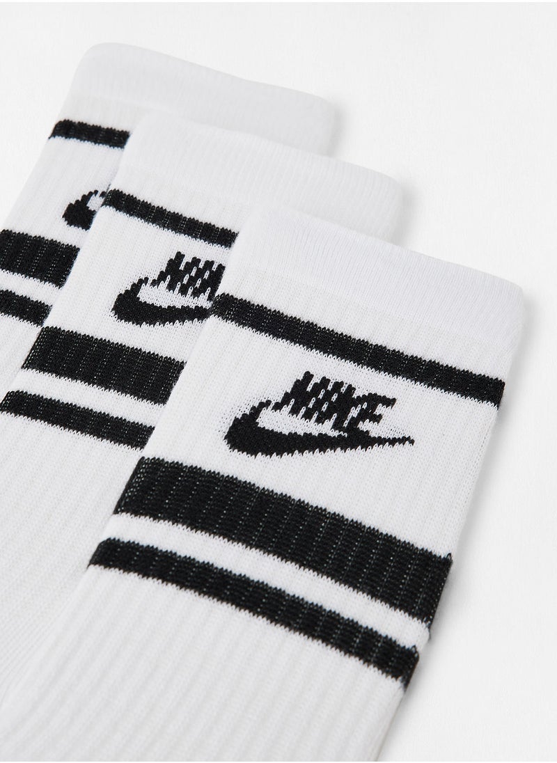 Nike Everyday Essential Stripes Crew Socks (Pack of 3)  - Image 2
