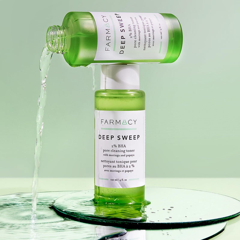 Farmacy 2% Salicylic Acid Toner for Face - Deep Sweep Gentle BHA Exfoliant for Oily Skin - Refines Texture with Papaya Enzymes & Moringa Water for a Healthy-Looking Complexion (120ml) - Image 2