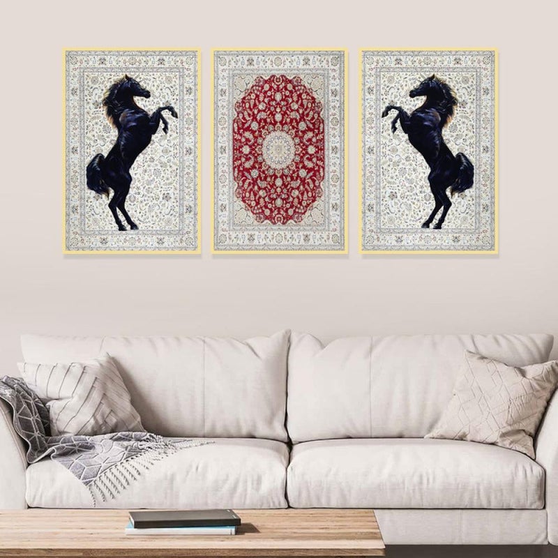 ماركتنا ثلاث لوحات قماشية بتصميم حصان مع برواز مجوف مقاس (120×60) ثلاث قطع - Image 1