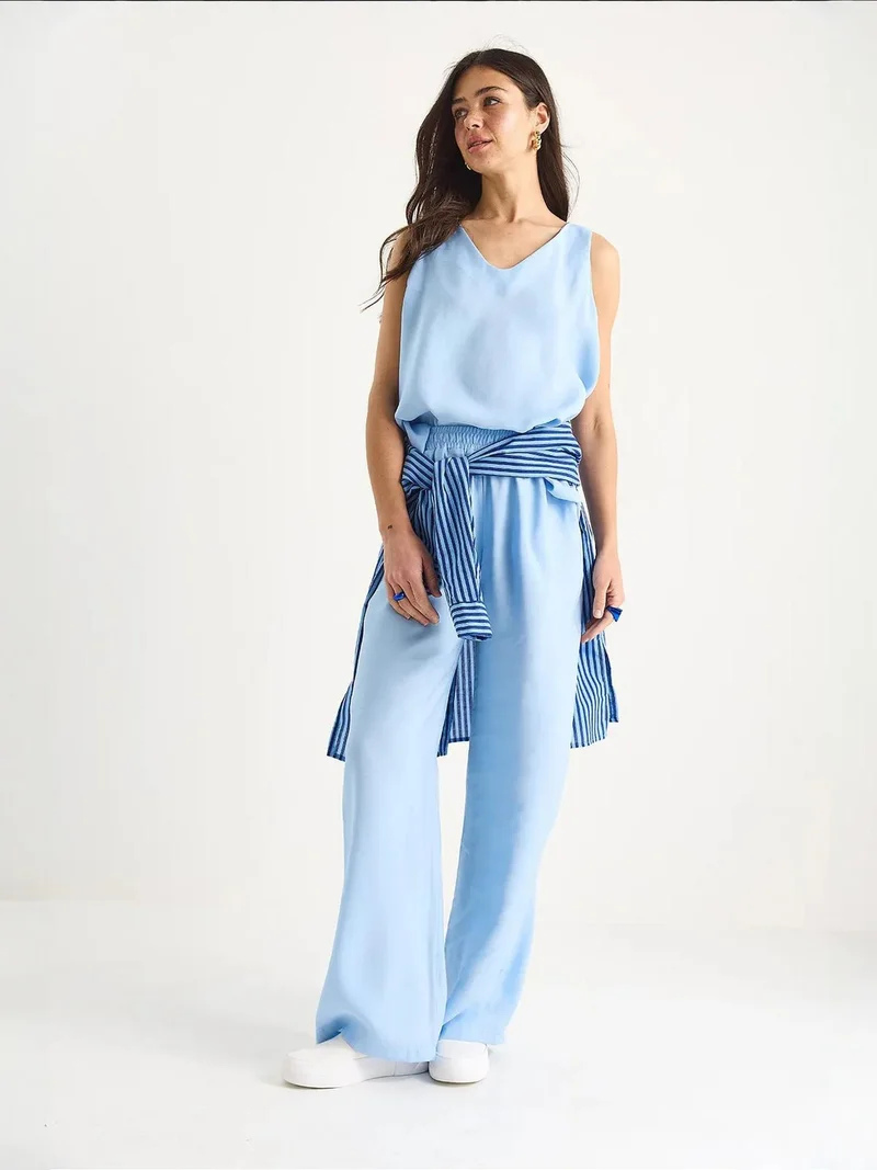 Bianco Lucci LUCCI V-Neck Cotton Blouse-Pants Two-Piece Set