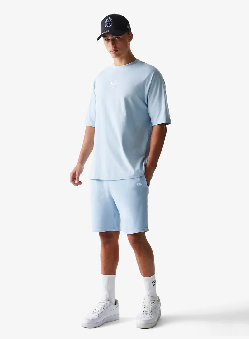 NEW ERA  Mlb New York Yankees Le Shorts for Men | Best Price UAE