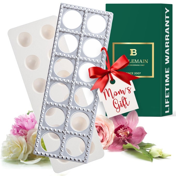 RAVIOLI MAKER PRESS PELMENI MOLD PIEROGI PRESS POTSTICKER MEAT PIE DUMPLING MAKER RAVIOLI STAMP PASTA MAKING KIT PASTA MAKING TOOLS RAVIOLI PRESS MOLD MAKES 12 RAVIOLI 1 5