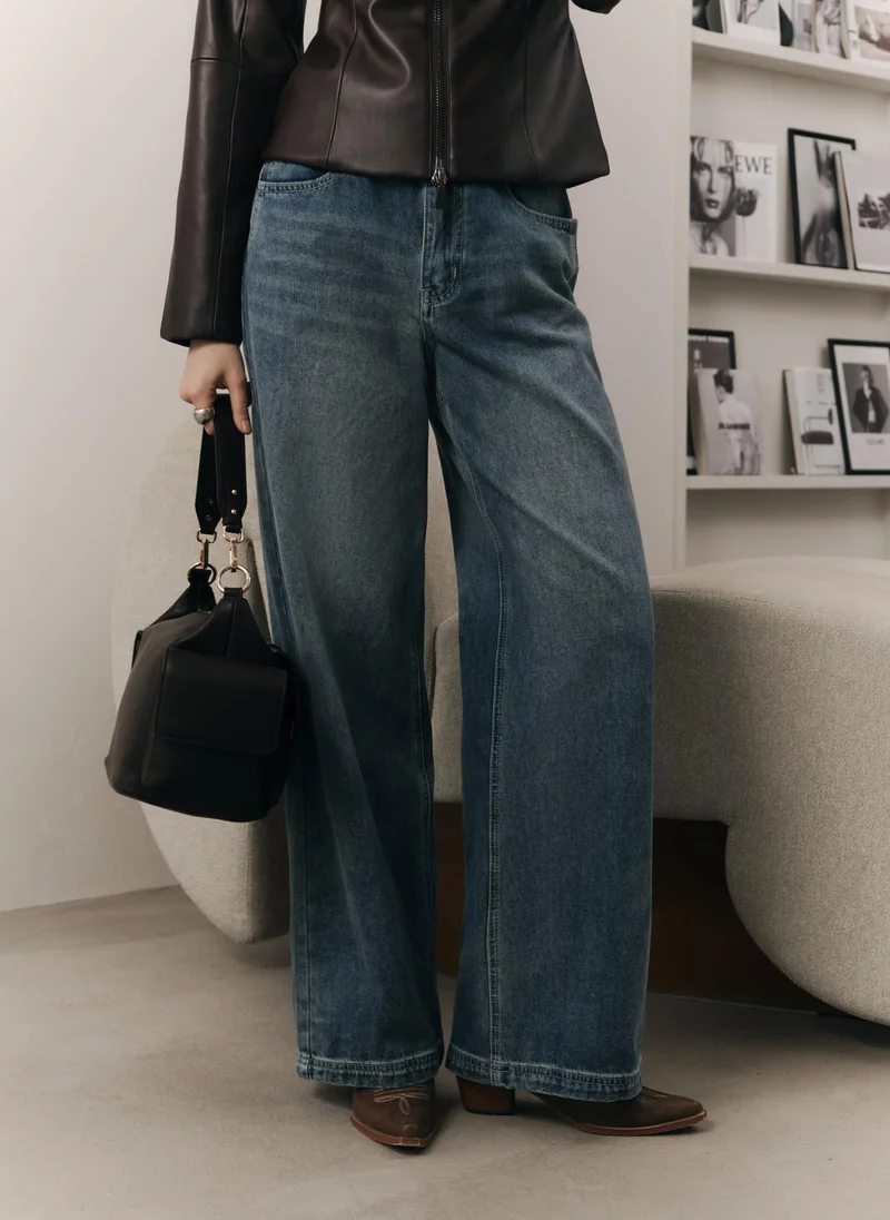 Lichi  Loose light-wash denim jeans for Women | Best Price UAE