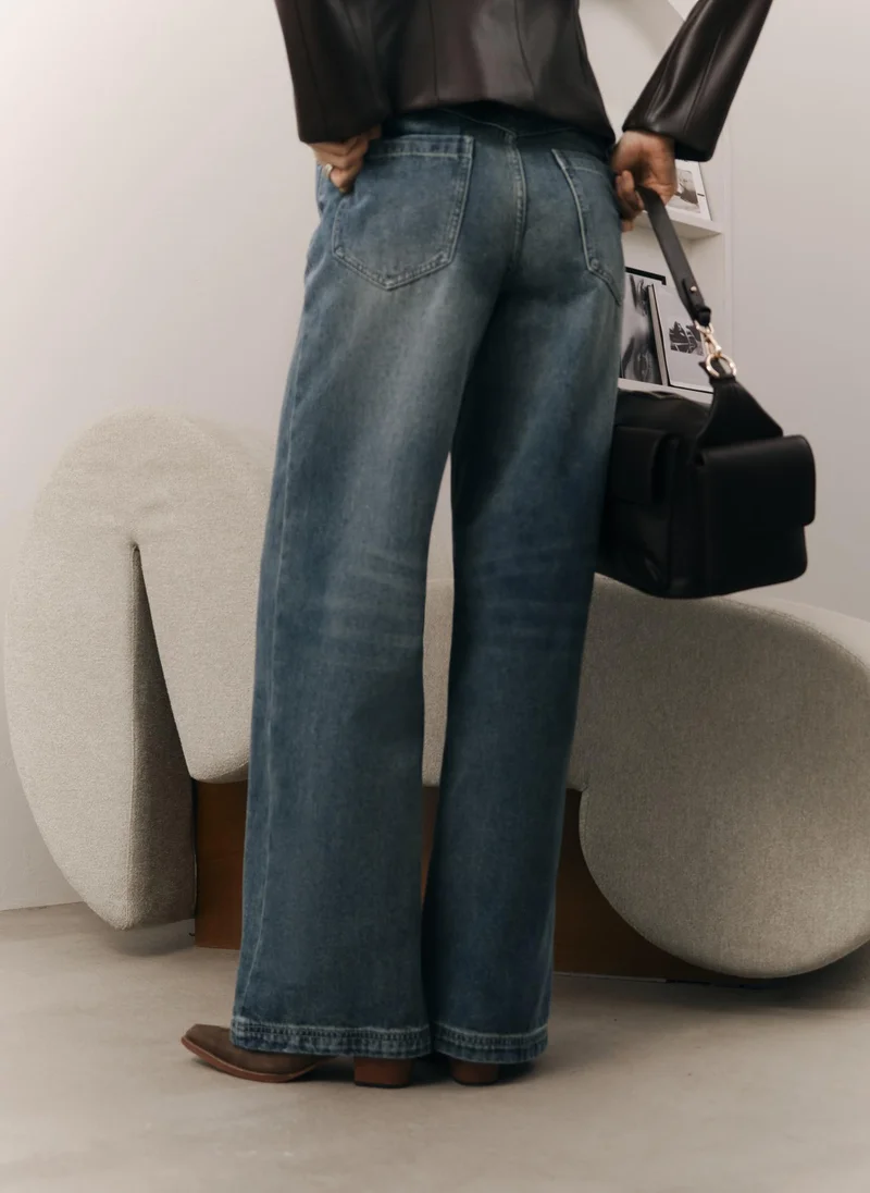 Lichi  Loose light-wash denim jeans for Women | Best Price UAE