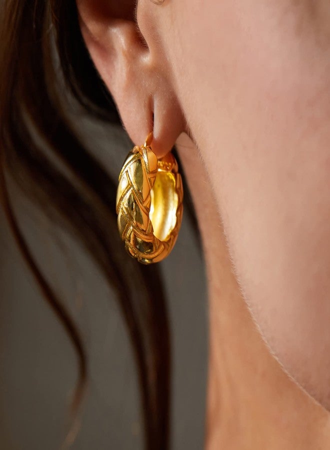 FRUMOS 18K Gold Plated Chunky Hoop Earrings for Women Fashion Thick Gold Hoops Set Jewelry for Birthday Christmas Gifts, Medium, Yellow Gold, No Gemstone - Image 4