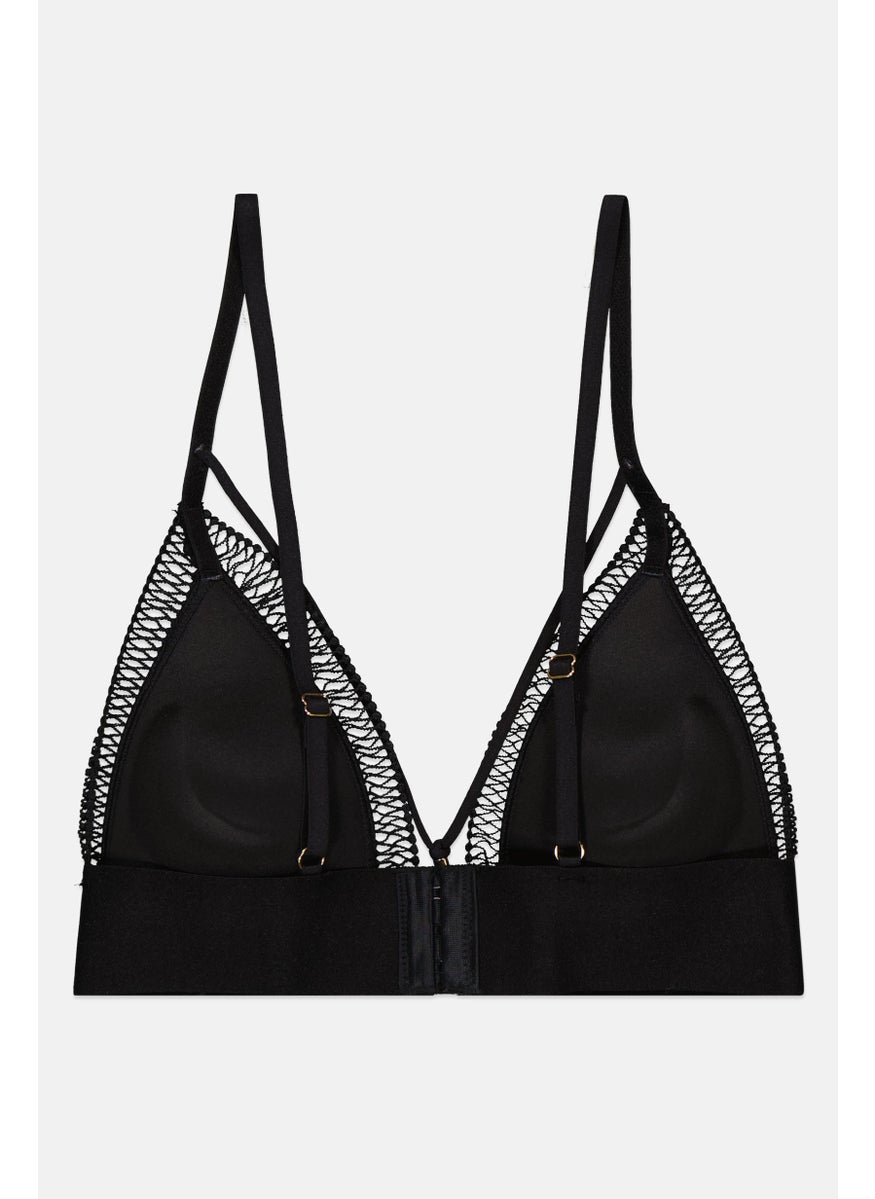 UNDIZ - Women Textured Padded Bra, Black - Image 1