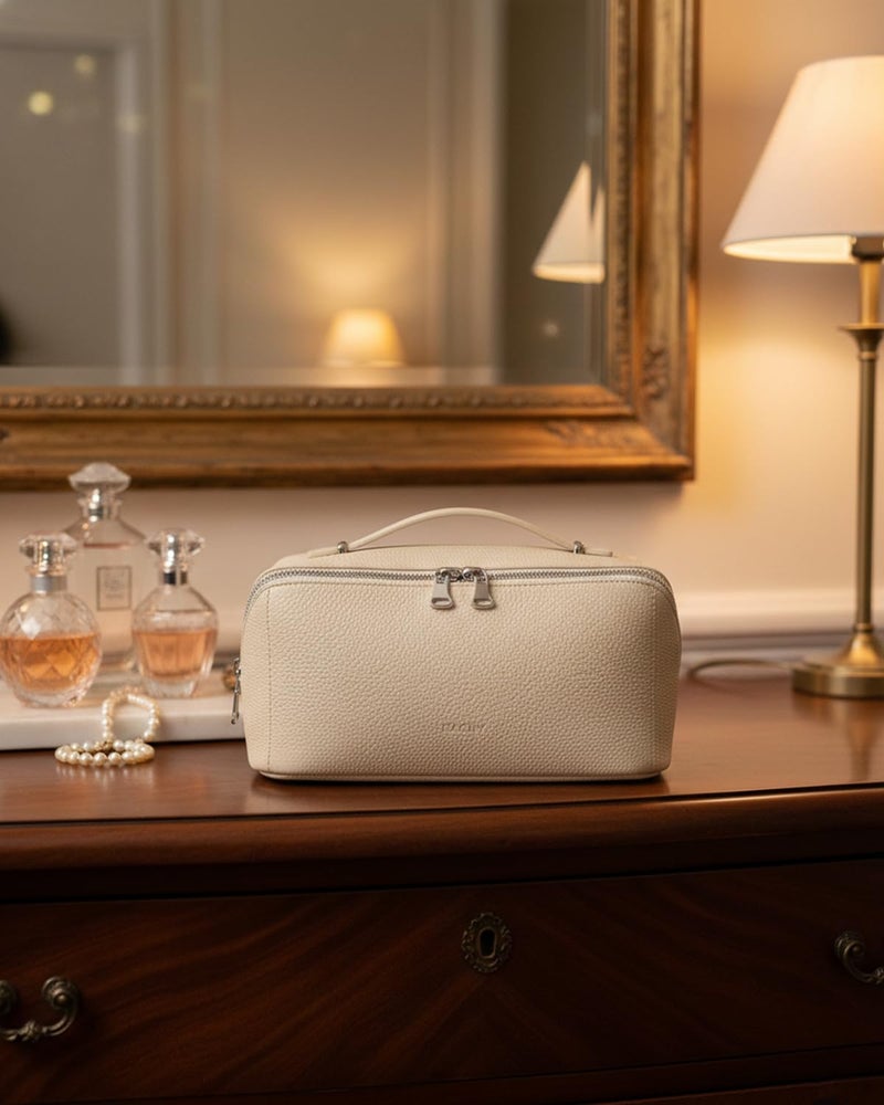 EACHY Travel Makeup Bag, Lychee Leather Large Capacity Cosmetic Bag for Women, Open Flat Toiletry Bag with TPU Brush Compartment, Waterproof Skincare Organizer Travel Essentials - Image 2