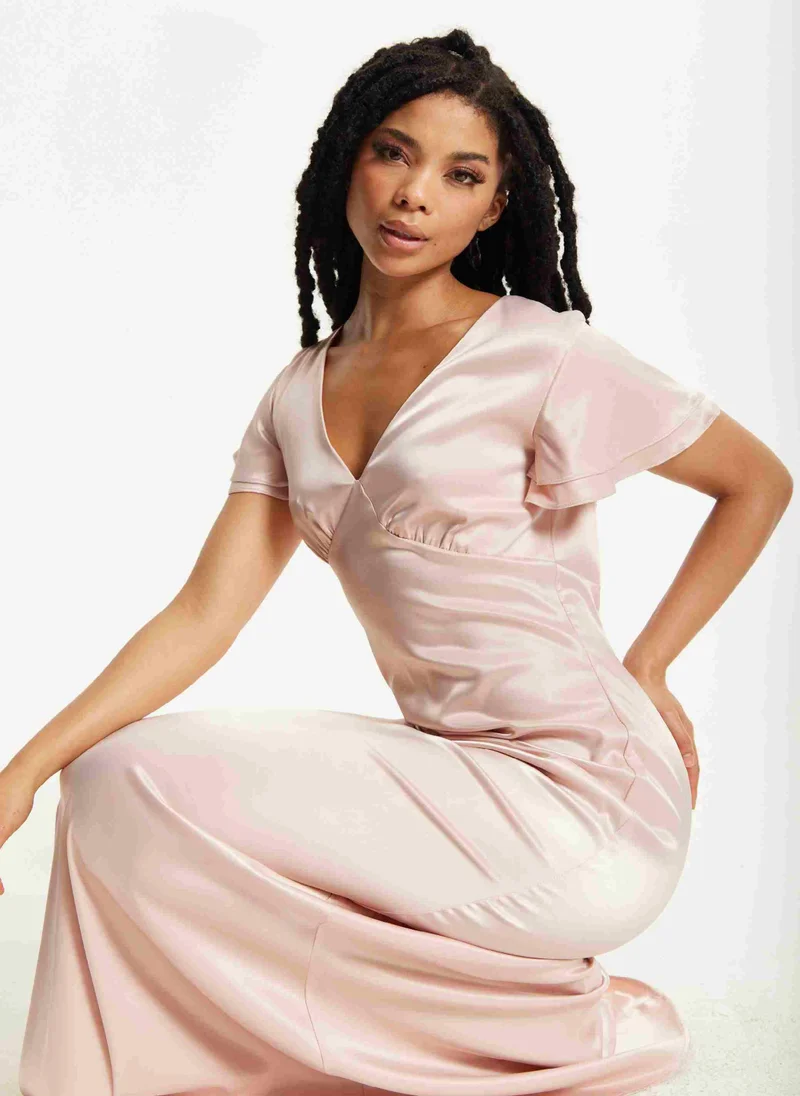 Liquorish فستان ماكسي وردي فاتح بأكمام قصيرة