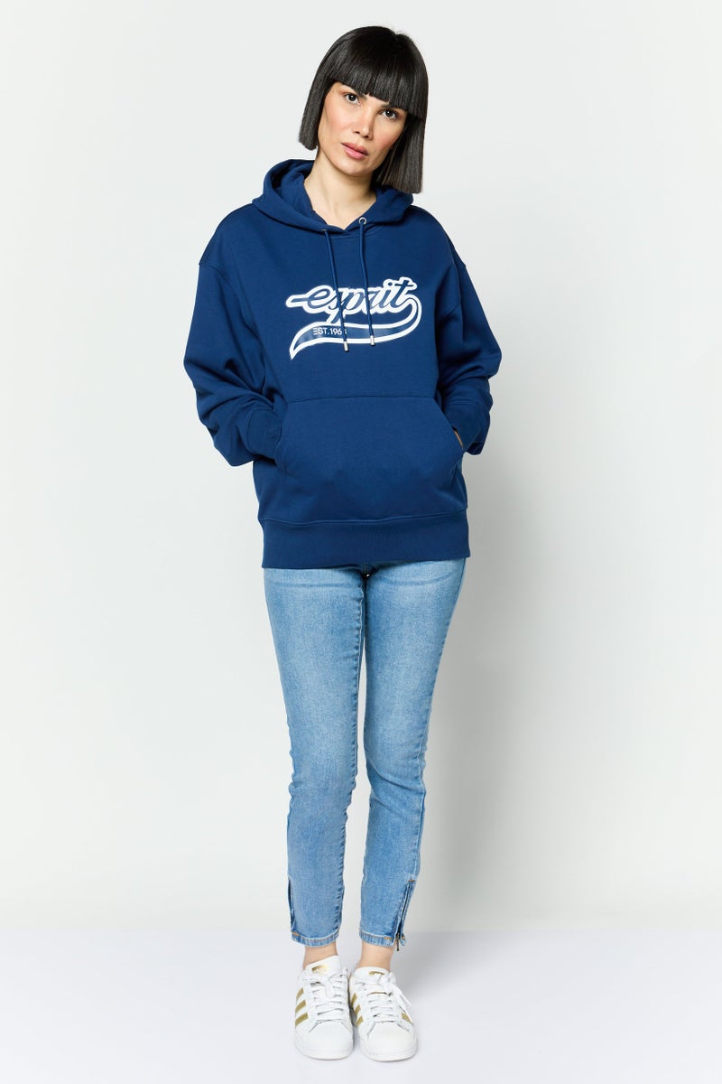 ESPRIT سويت شيرت بغطاء رأس للنساء بشعار العلامة التجارية بأكمام طويلة، أزرق داكن - Image 4