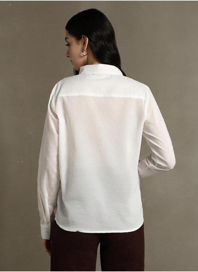 Dennis Lingo Textured Cotton Casual Shirt with Spread Collar by Styli  - Image 3