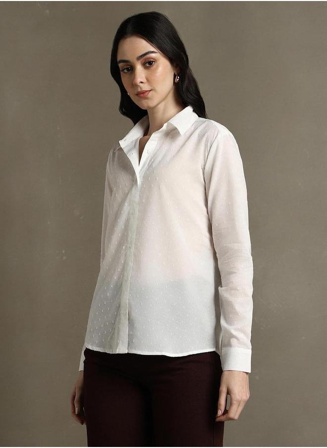 Dennis Lingo Textured Cotton Casual Shirt with Spread Collar by Styli  - Image 2