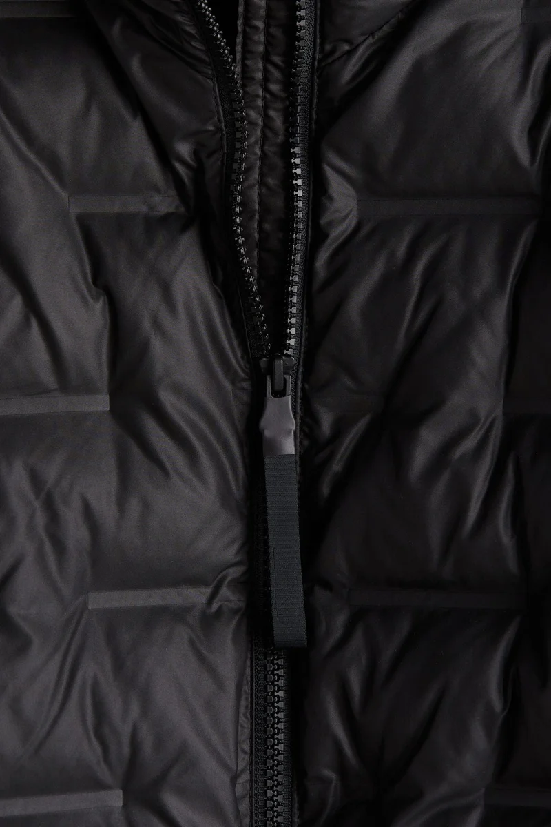 اتش اند ام Thermomoveâ„¢ Water-Repellent Padded Jacket