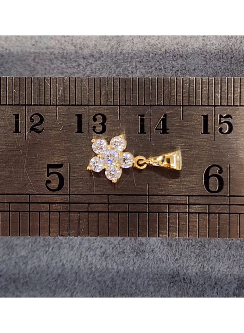 روبي آرت الذهب قلادة من الذهب الخالص عيار 18 قيراطًا مرصعة بالياقوت للبنات - 0.83 جرام - Image 3