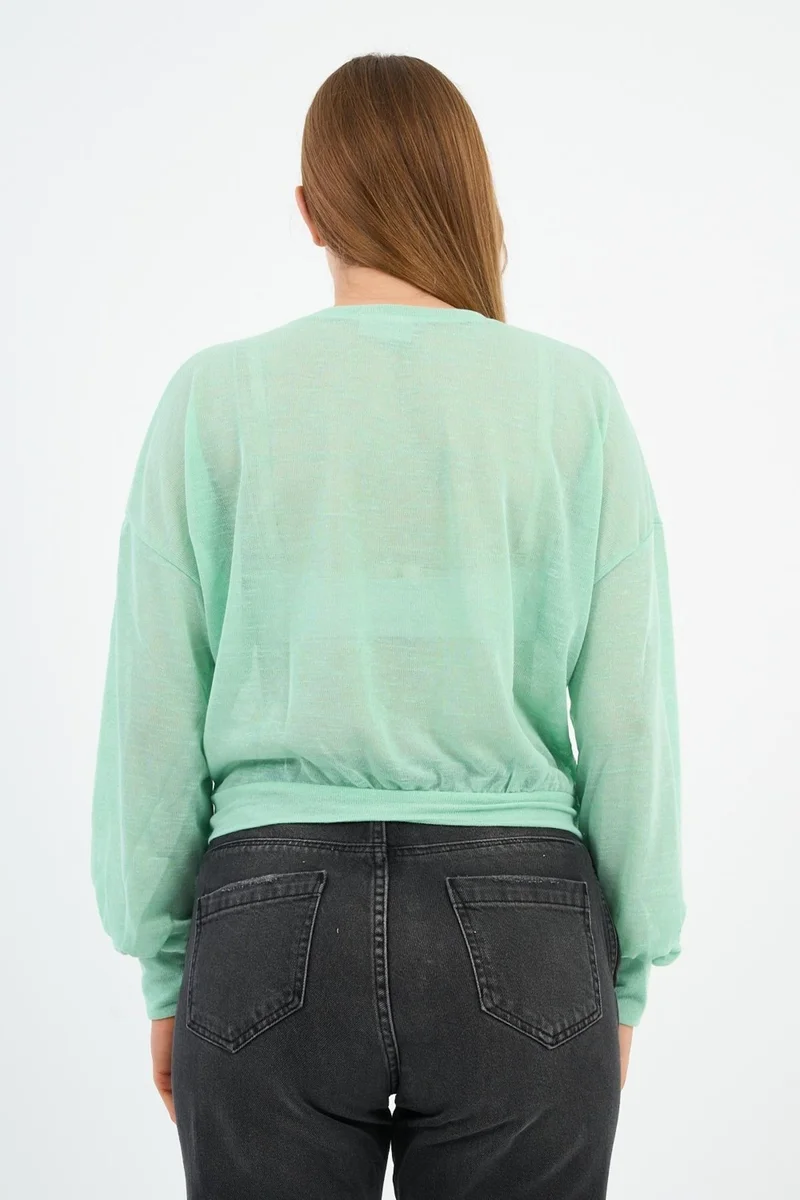 الكسندر جاردي V-Neck Bat Sleeve Blouse (B21-30505)