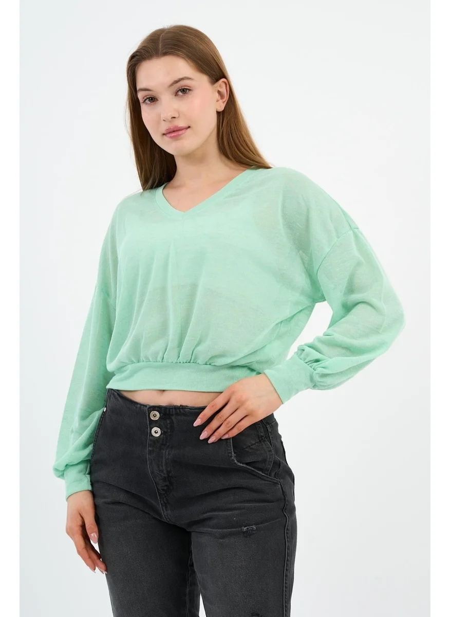 Alexander Gardi V-Neck Bat Sleeve Blouse (B21-30505)