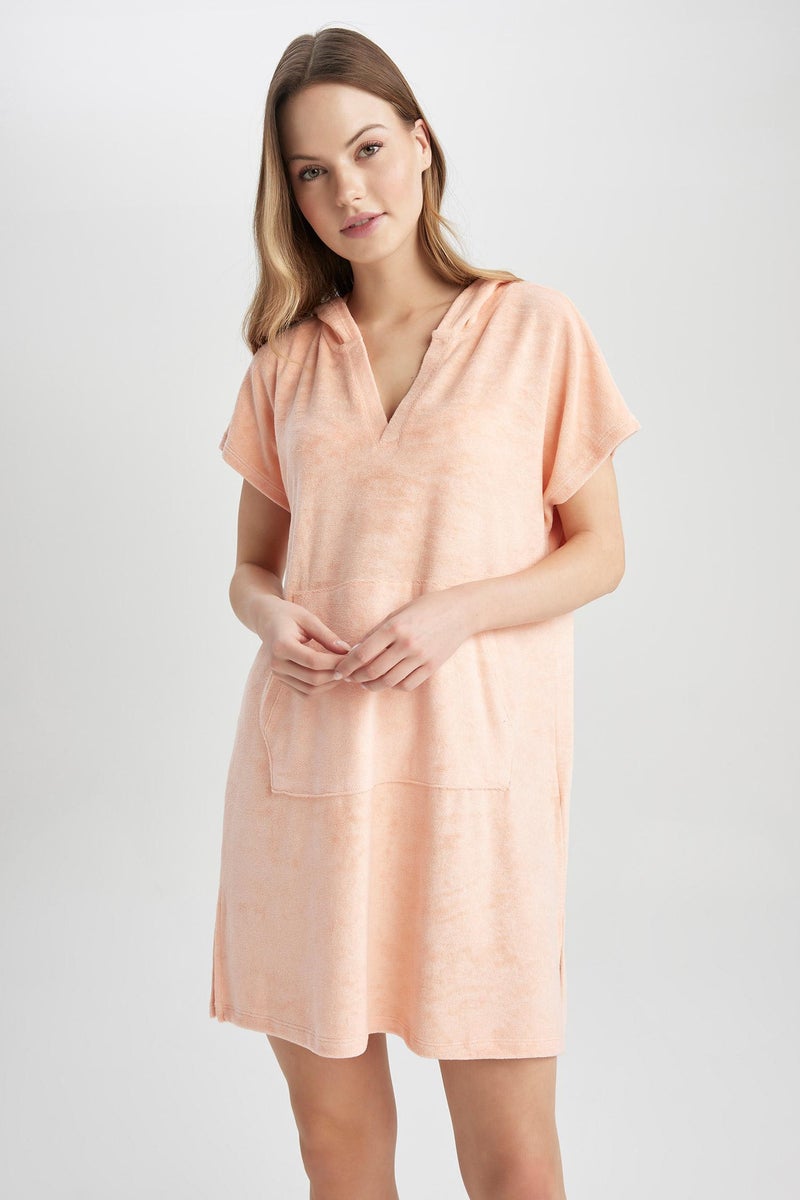 DeFacto Woman DeFactoFit Standard Fit Hooded Short Sleeve Dress  - Image 5