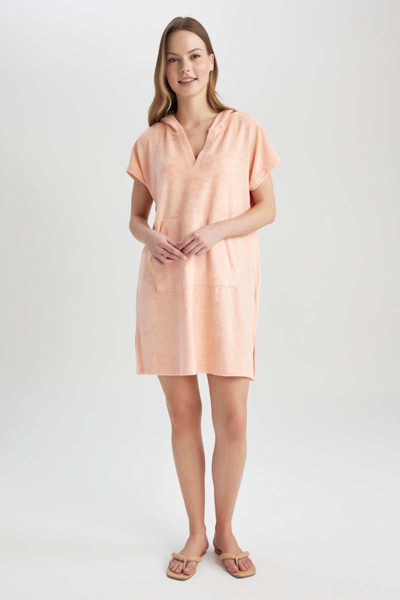 DeFacto Woman DeFactoFit Standard Fit Hooded Short Sleeve Dress  - Image 4