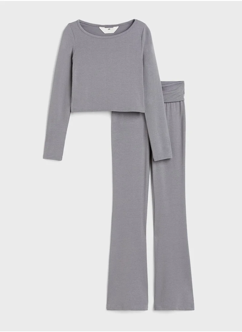 اتش اند ام Kids Boat Neck Crop Top & Pants Set