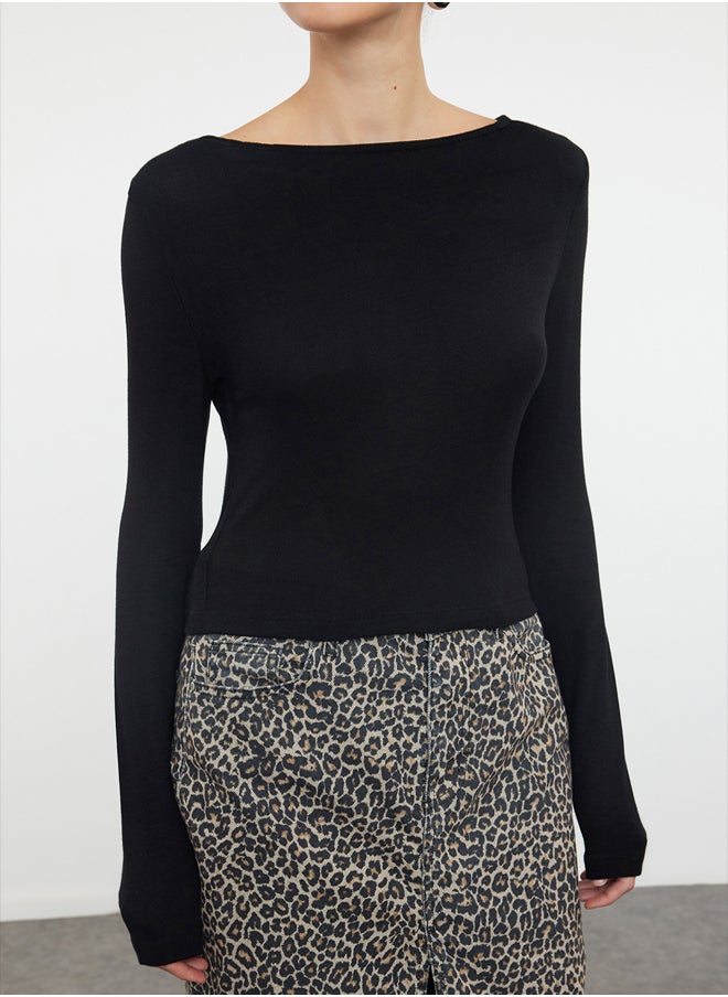 Black Boat Neck Slim/Fitting Regular Length Knitted Blouse TWOAW25BZ00011
