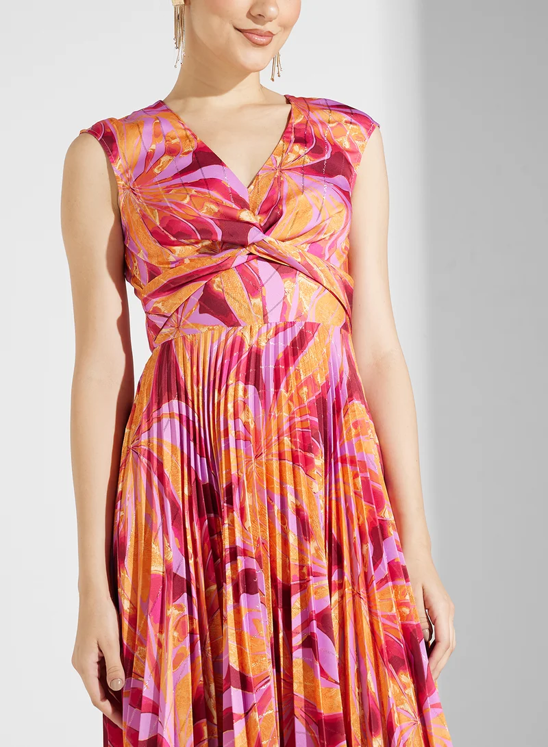 Closet London Floral Pleated Dress