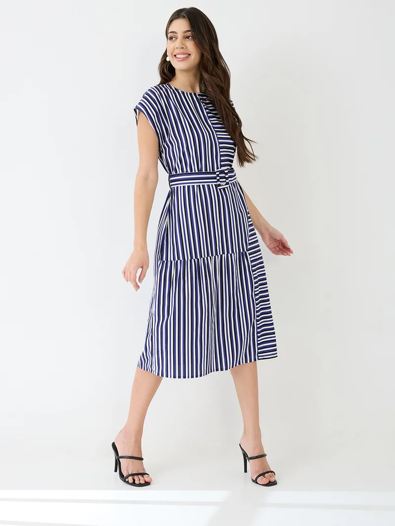 globus Globus Women Blue Round Neck Extended Sleeves Striped Gathered A-Line Midi Dress With Belt