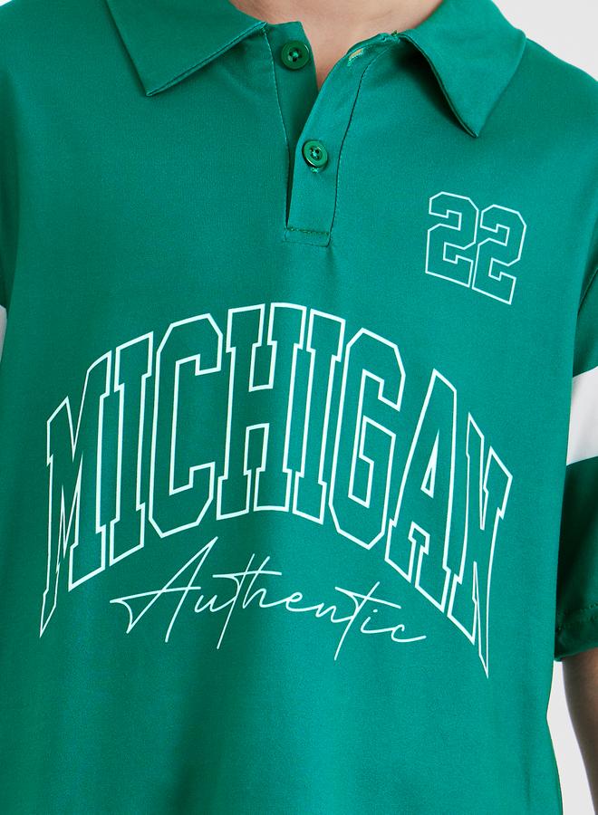 ستايلي تيشيرت بولو مطبوع للأولاد باللون الأخضر الداكن - Image 3