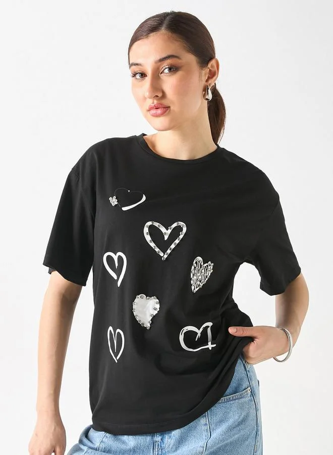 2Xtremz 2Xtremz Embellished Heart Print T-shirt with Short Sleeves