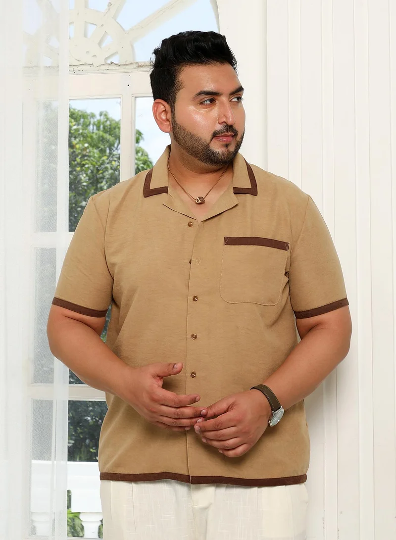 انستافاب بلس قميص رجالي Instafab Plus بني فاتح بتصميم كوبي للملابس الكاجوال