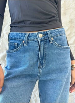 Slim-Fit - Soft Medium Blue Wash Jeans. - pzsku/ZDE945417959D87ED9E1DZ/45/_/1736809241/b5bfedb4-dd21-41fc-904f-5bb238b25307