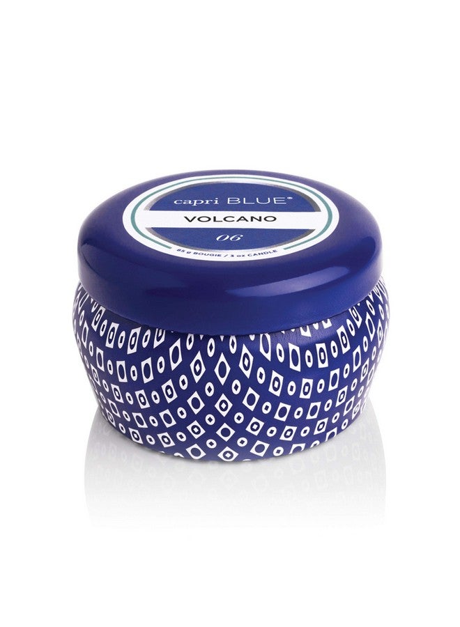 كابري بلو شمعة صغيرة معطرة برائحة بركان كابري الأزرق - شمعة صغيرة مطبوعة في وعاء من الصفيح - شموع فاخرة للمنزل معطرة بالفواكه الاستوائية والحمضيات المحلاة بالسكر - مزيج شمع الصويا - شمعة زرقاء (3 أونصة) - Image 1