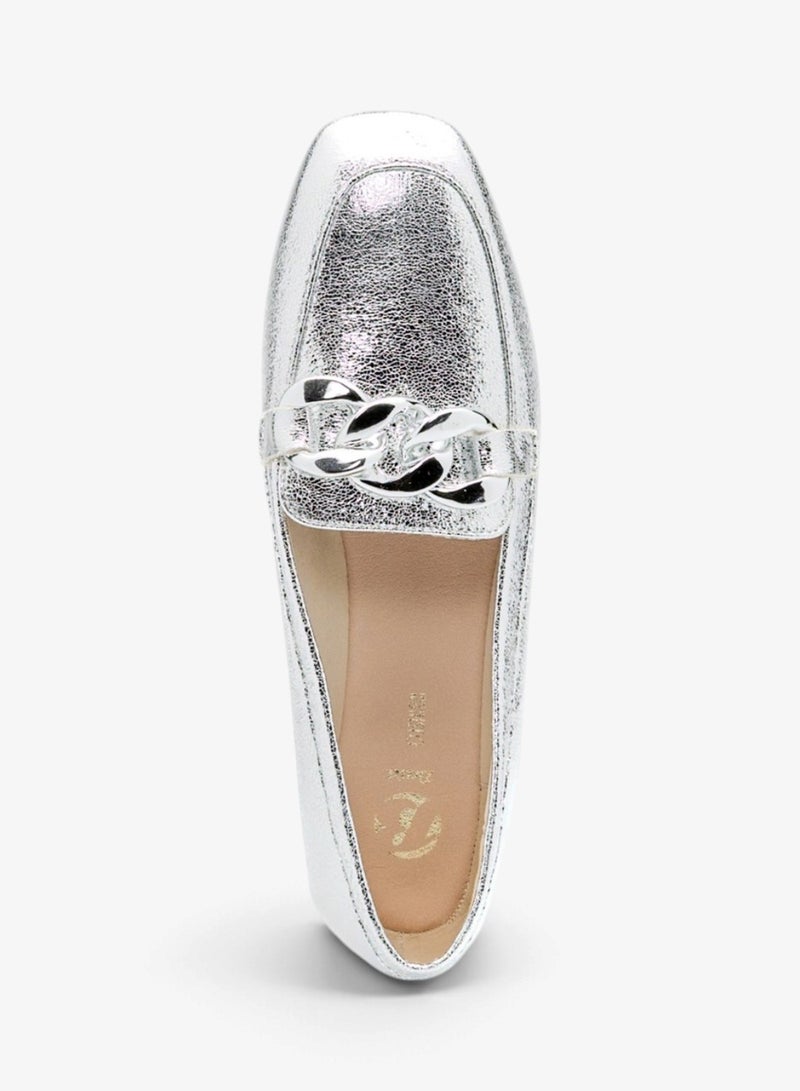 Bata Classic Comfort Flat - Image 4