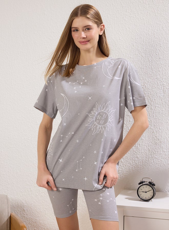 trendyol Gray-Multicolored 100% Cotton Galaxy Patterned Knitted Pajama Set with Shorts - Image 1