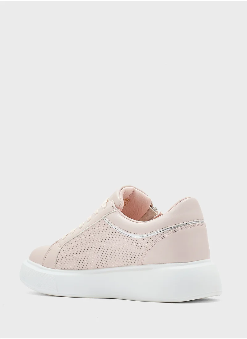 جينجر Metal Zip Detail Casual Sneakers