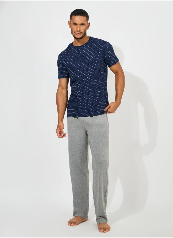 ستايلي Dot Print T-Shirt & Straight Pyjama Set