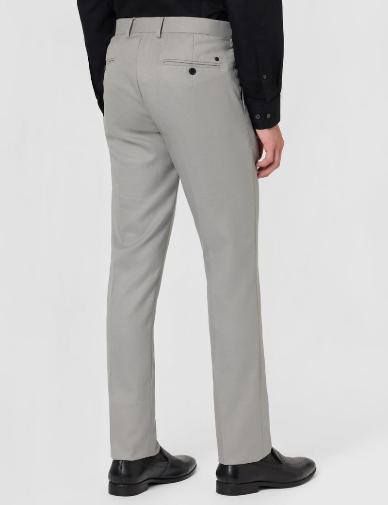 Arrow Men Tapered fit Polyester SolidMid-Rise waistTrousers(ARAEOTR1625_Grey_30) - Image 3