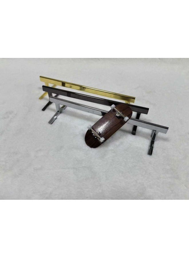 LEEFAI Pro Fingerboard Rail Metal, Mini Finger Skateboard Rail for Fingerskateboard Ramp and Park, 20.6 x 6.9 x 3.8 cm (Black) - Image 4